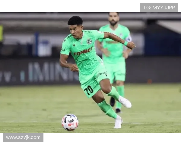 奥莫尼与埃因霍的精彩对决揭示足球战术与团队合作的重要性