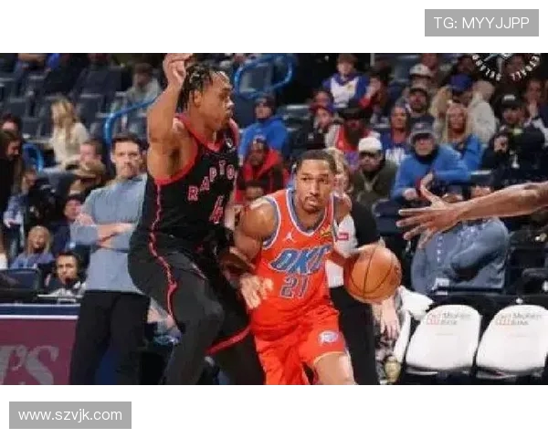 猛龙与雷霆激战三月十九场面火爆球迷热情高涨