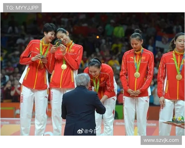 里约奥运会中国女排对决美国队精彩瞬间回顾与分析