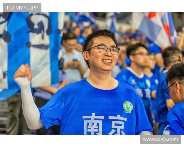 南京篮球队个人能力引发热议球迷对球员表现的不同看法与争论 南京篮球队个人能力引发热议球迷对球员表现的不同看法与争论